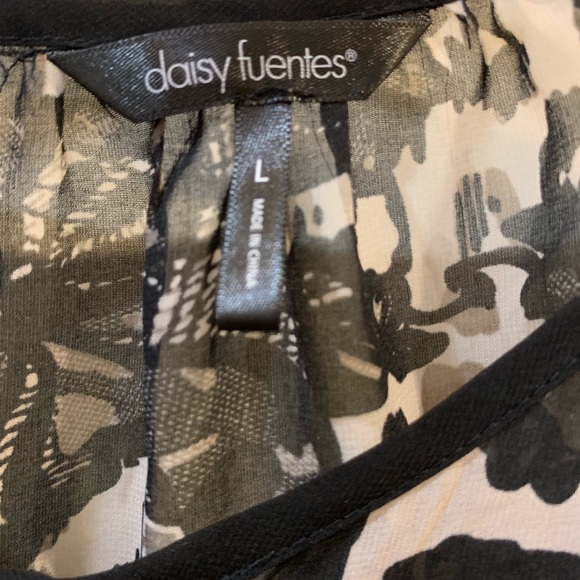 Deisy Fuentes blouse - Picture 3 of 4